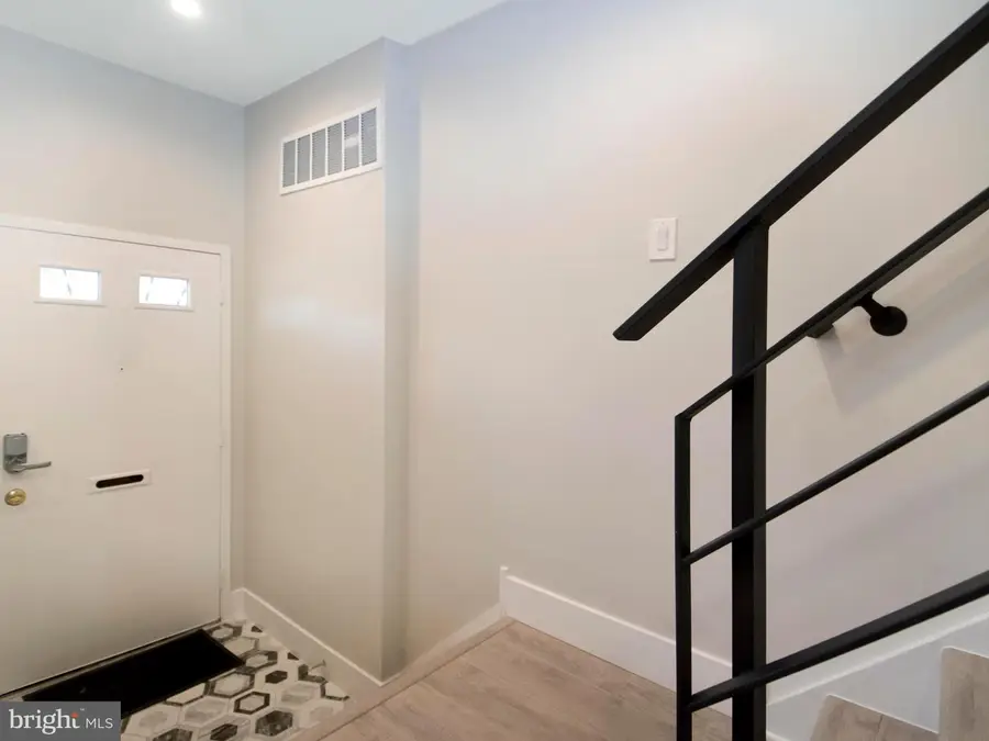 522 Parrish St, Philadelphia, PA 19123 - Image #3