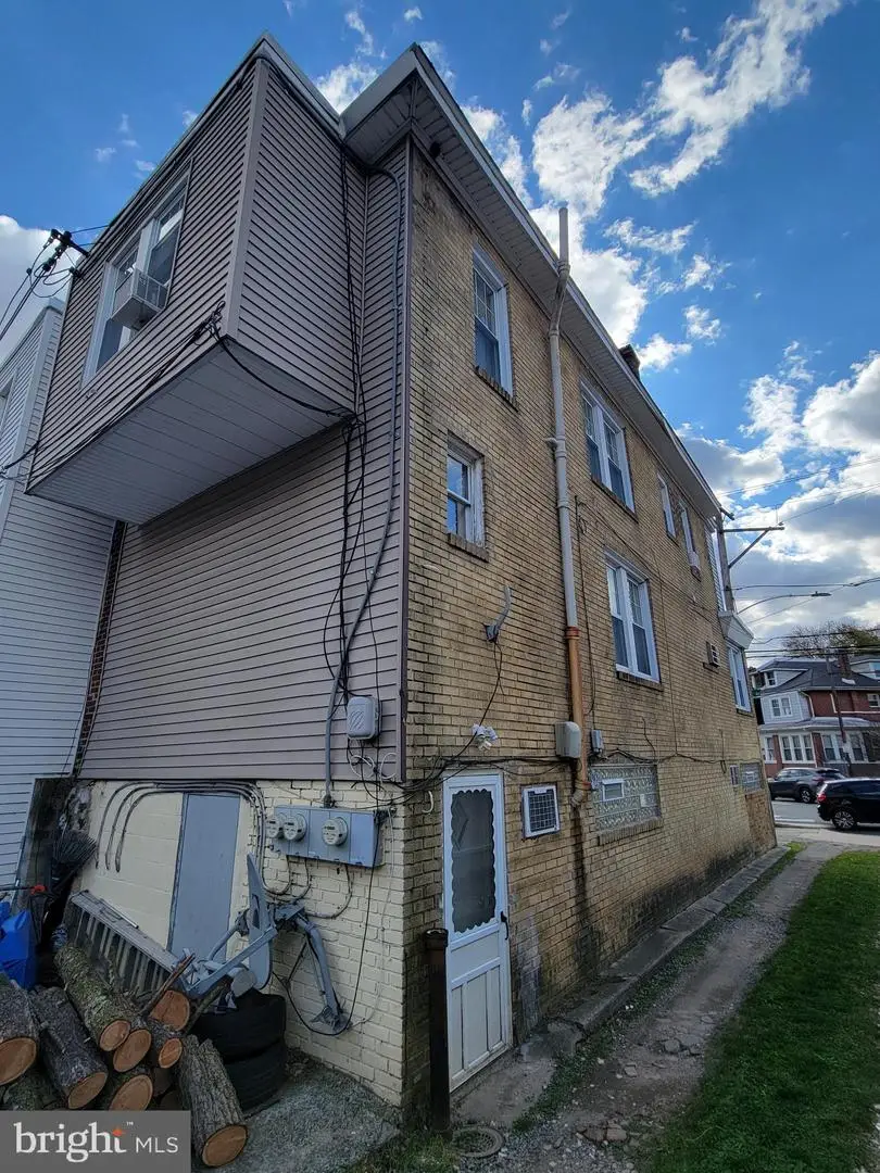 527 Magee Ave, Philadelphia, PA 19111 - Image #3