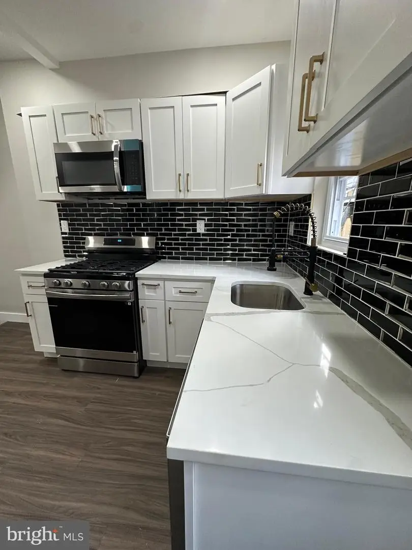 2428 S Beulah St, Philadelphia, PA 19148 - Image #2