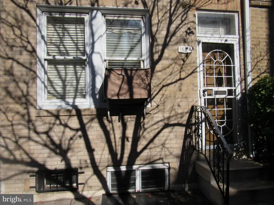 1033 Carpenter St, Philadelphia, PA 19147 - Image #2