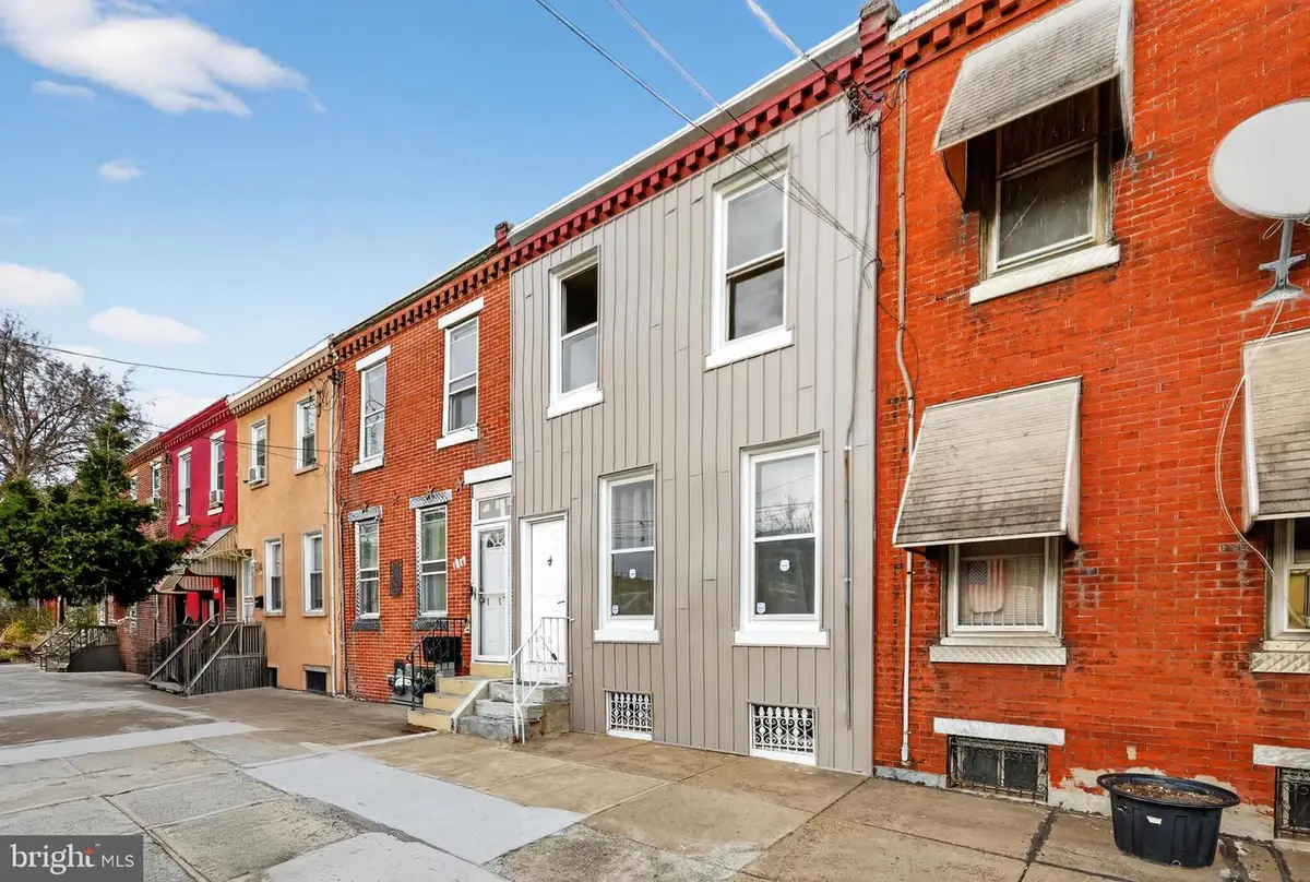 1819 E Sergeant St, Philadelphia, PA 19125 - Image #1