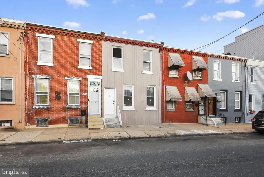 1819 E Sergeant St, Philadelphia, PA 19125 - Image #2