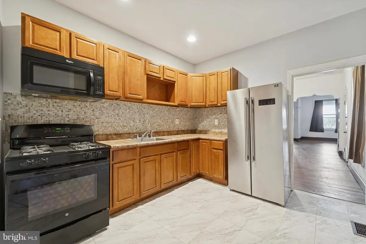 2324 W Hagert St, Philadelphia, PA 19132 - Image #1
