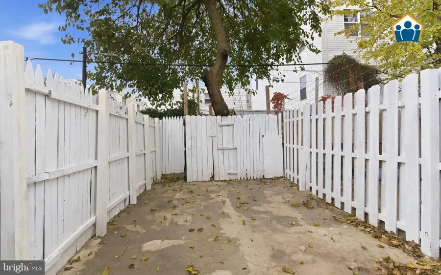 2625 Braddock St, Philadelphia, PA 19125 - Image #2