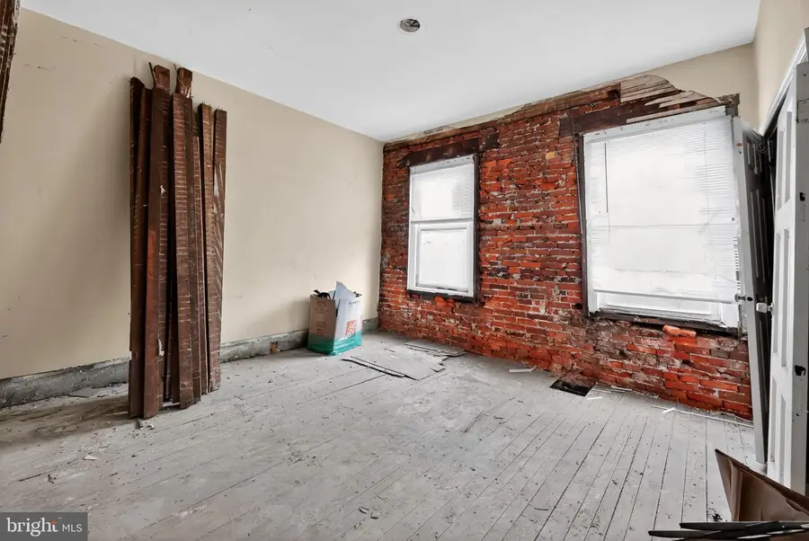 1752 N Lecount St, Philadelphia, PA 19121 - Image #2