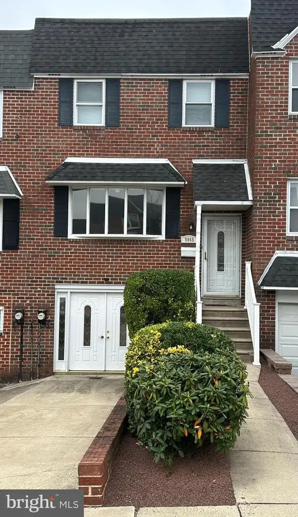 9865 Garvey Dr, PHILADELPHIA, PA 19114