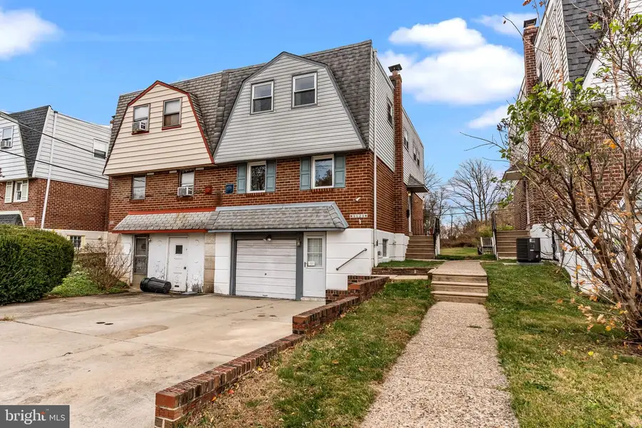 9029 Eastview Rd, Philadelphia, PA 19152 - Image #2