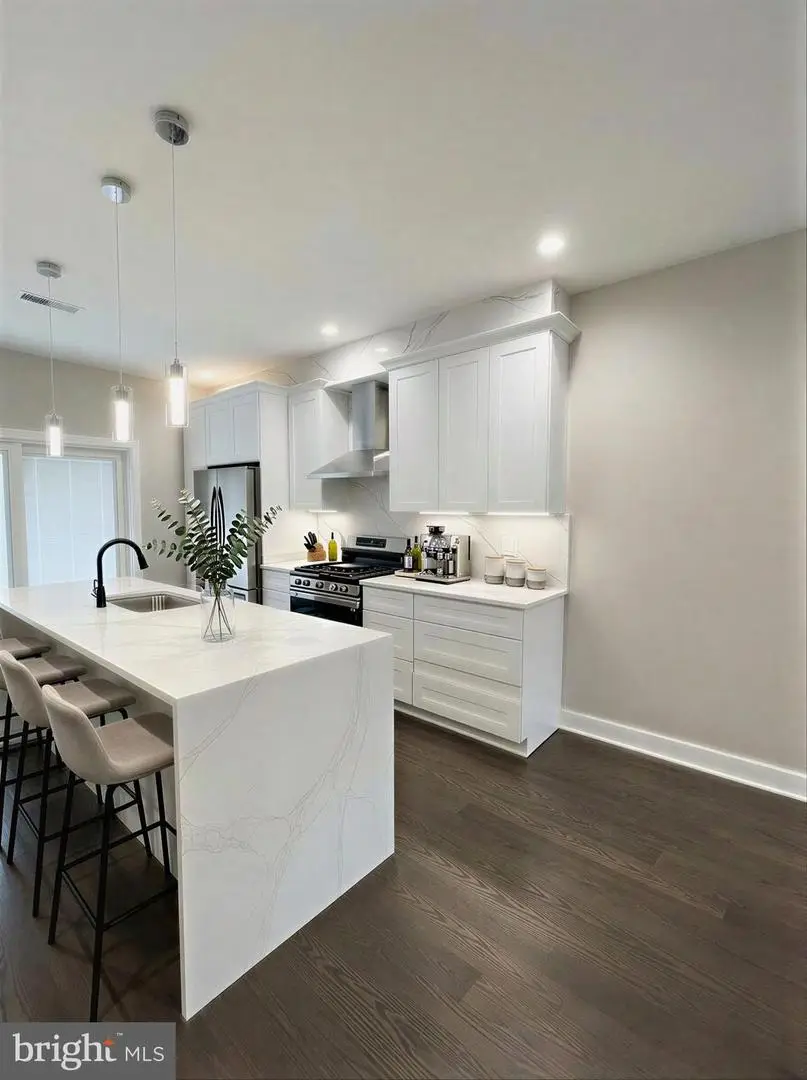 2324 Reed St, Philadelphia, PA 19146 - #2