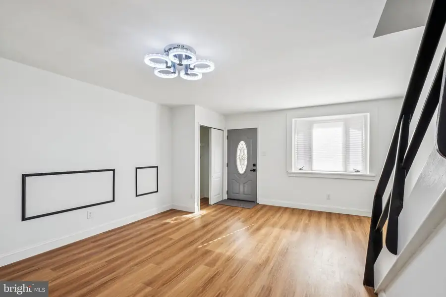 6040 Tulip St, Philadelphia, PA 19135 - Image #3