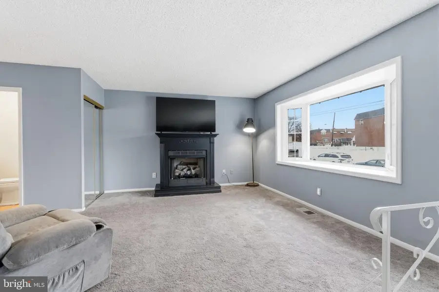 12130 Medford Rd, Philadelphia, PA 19154 - Image #2