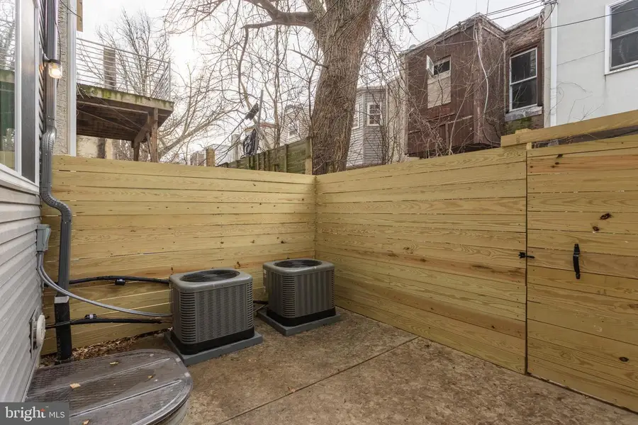 2032 N 18th St, Philadelphia, PA 19121 - Image #2