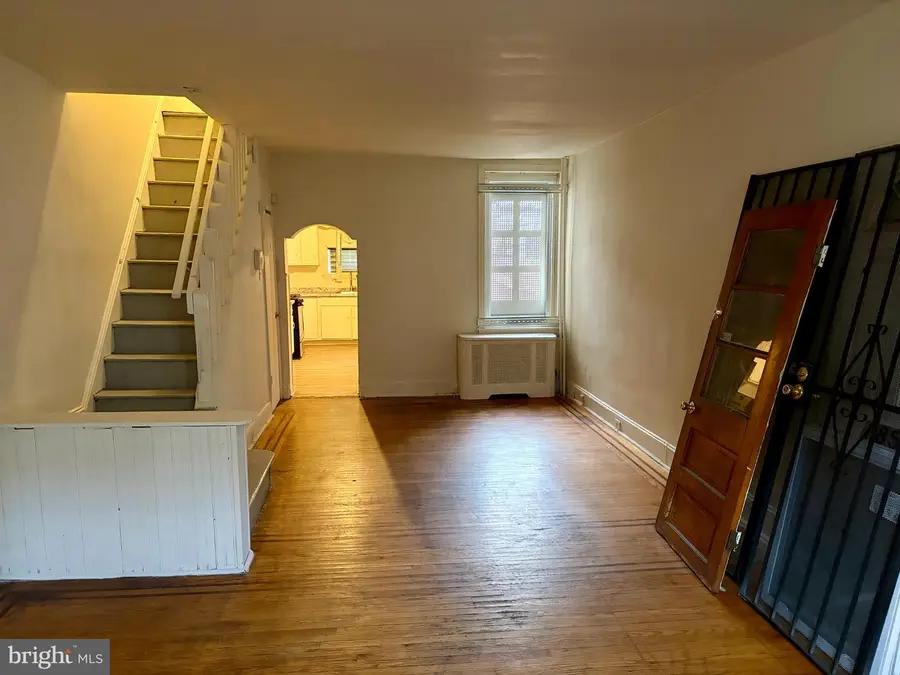 1854 E Lippincott St, Philadelphia, PA 19134 - Image #2