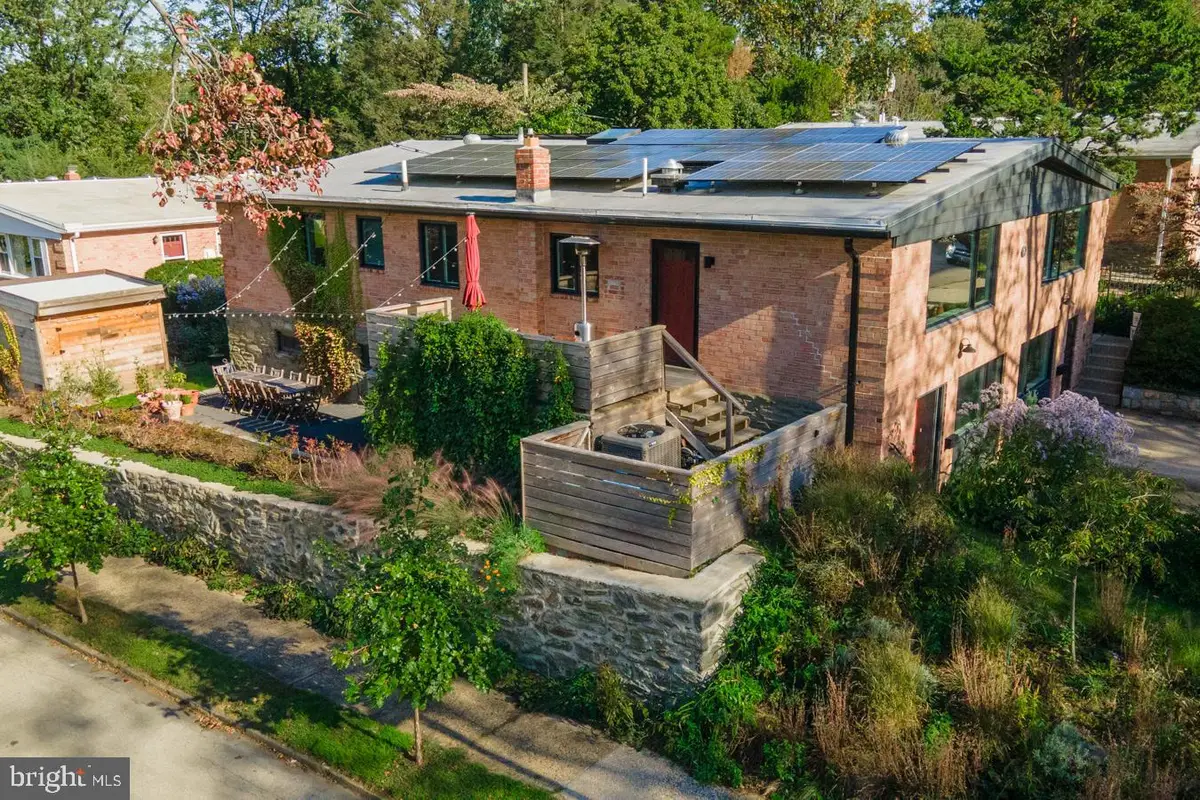 7725 Crefeld St, Philadelphia, PA 19118 - Image #1