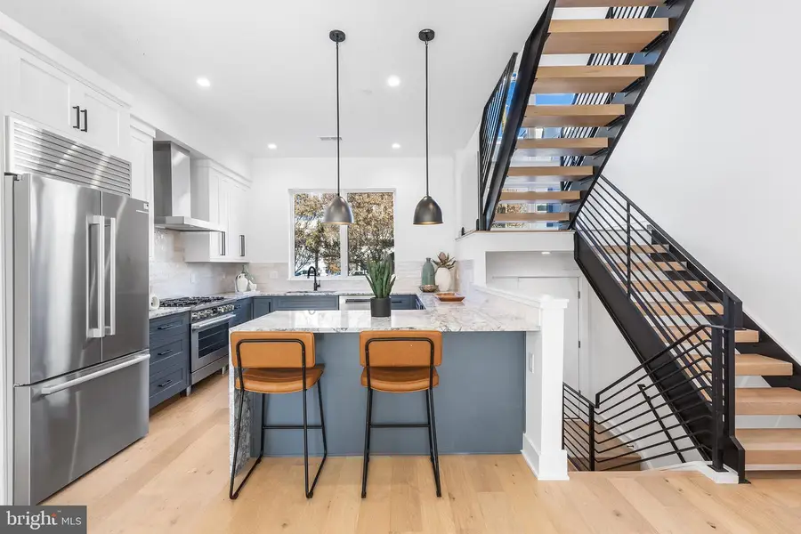 130 W Allen St, Philadelphia, PA 19123 - Image #2