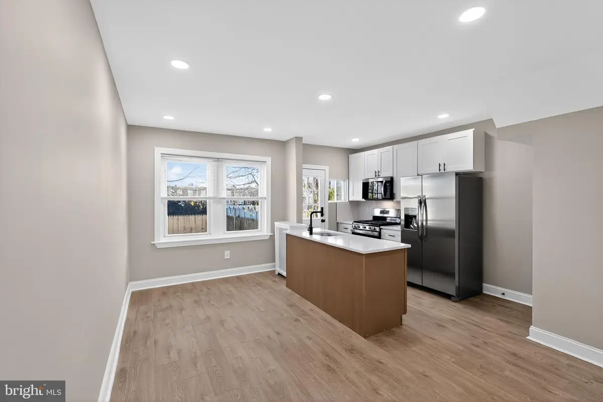 6514 Elmwood Ave, Philadelphia, PA 19142 - Image #1