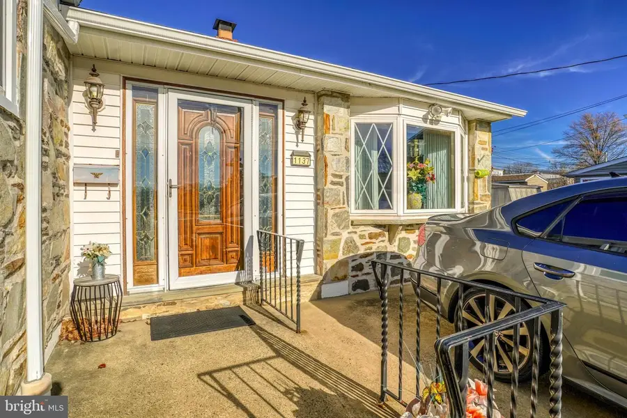 1137 Layton Rd, Philadelphia, PA 19115 - Image #3