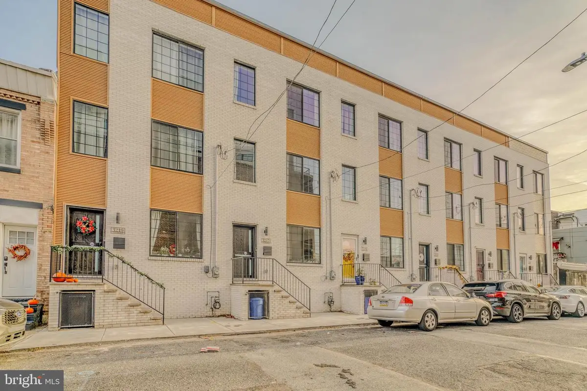 3217 Chatham St, Philadelphia, PA 19134 - Image #1