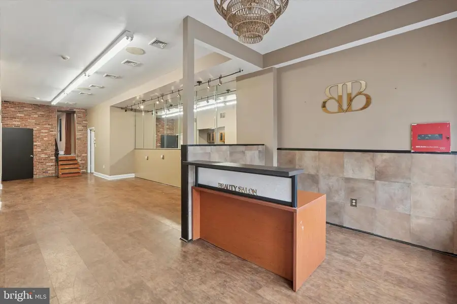 1604 Ridge Ave, Philadelphia, PA 19130 - Image #2