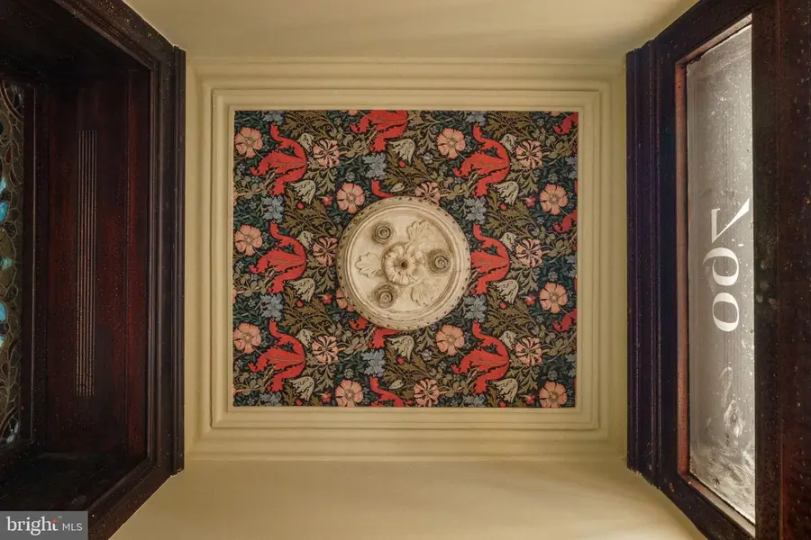 760 N 24th St, Philadelphia, PA 19130 - Image #2