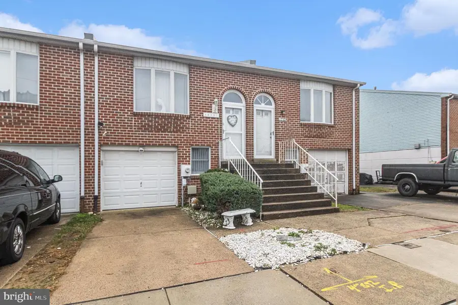 12707 Verda Dr, Philadelphia, PA 19154 - Image #2