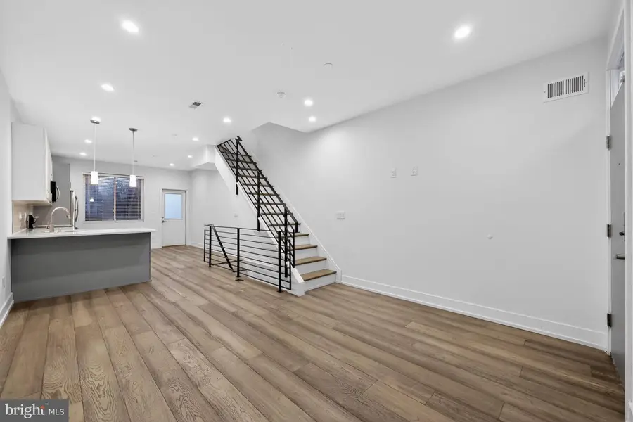 2159 E Birch St, Philadelphia, PA 19134 - Image #3