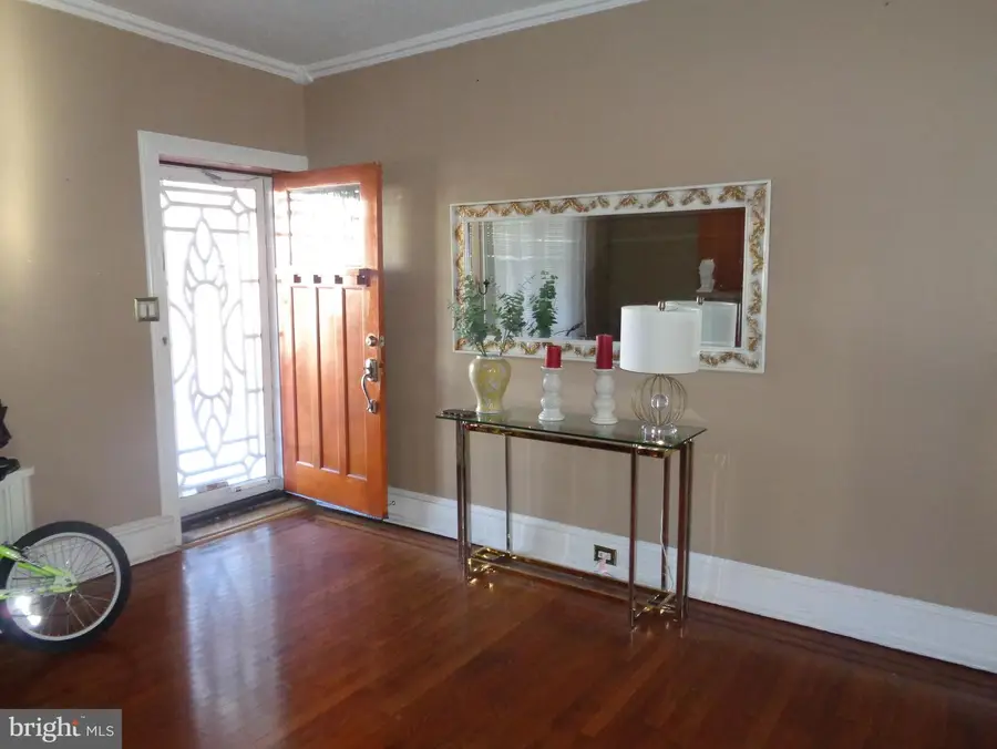 728 W Erie Ave, Philadelphia, PA 19140 - Image #3