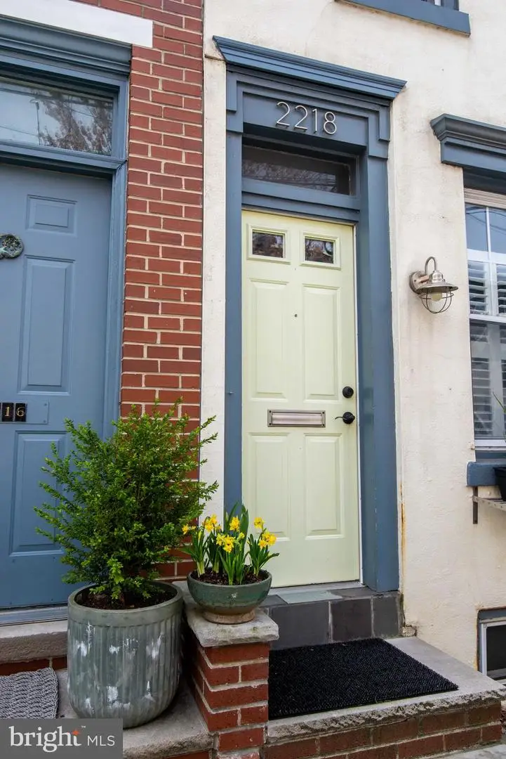 2218 Pemberton St, Philadelphia, PA 19146 - Image #2