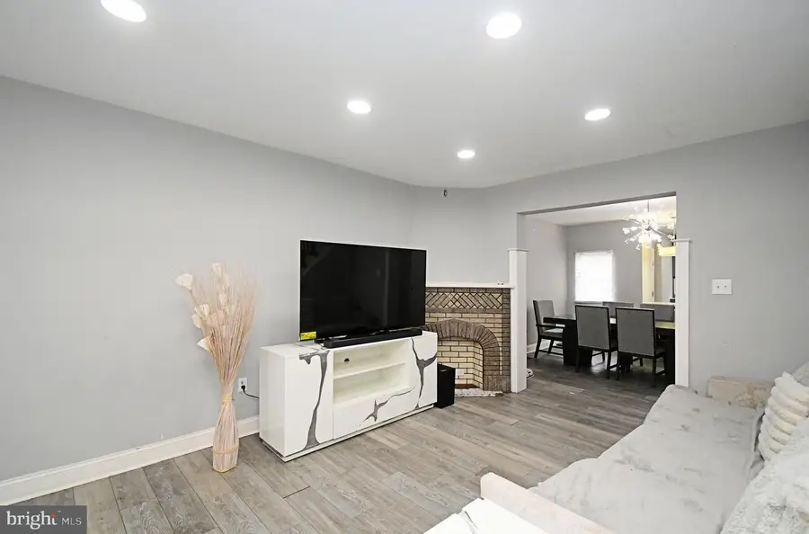 7027 Charles St, Philadelphia, PA 19135 - Image #3