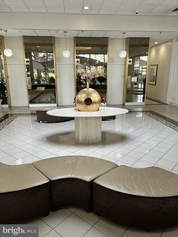 3900-00 Ford Rd #6b, PHILADELPHIA, PA 19131