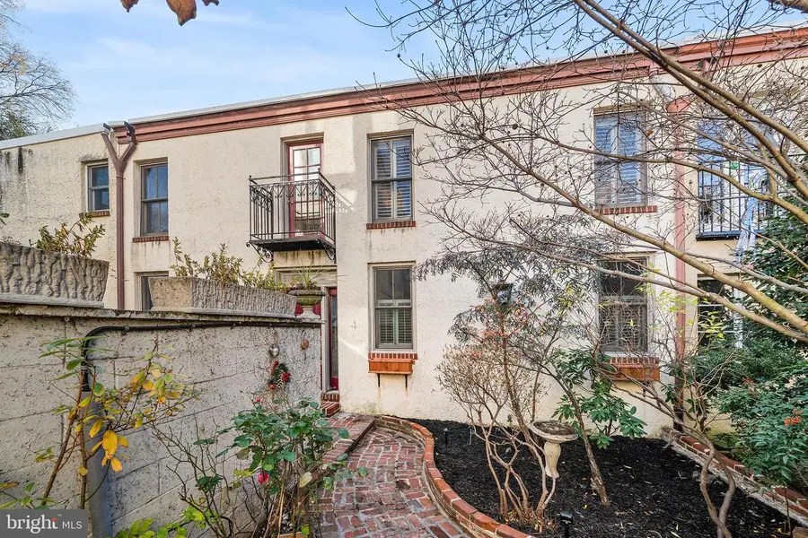 4 Rainey Ct, Philadelphia, PA 19103 - Image #3