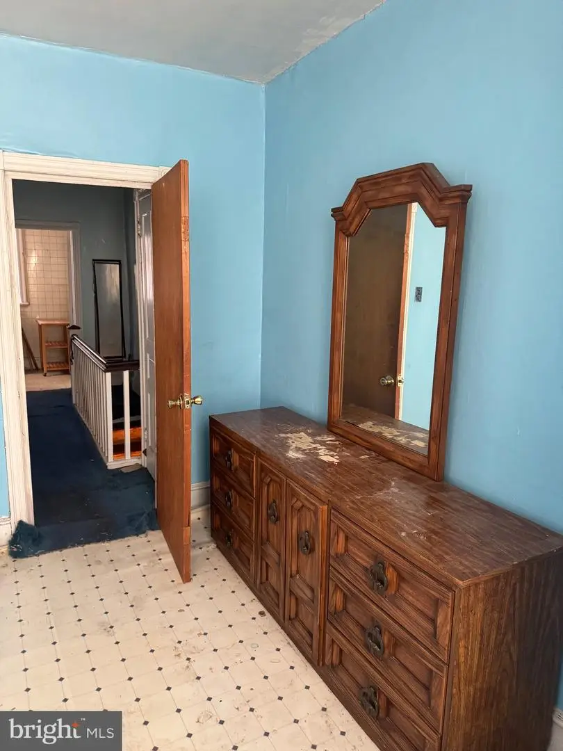 917 S Yewdall St, Philadelphia, PA 19143 - Image #3