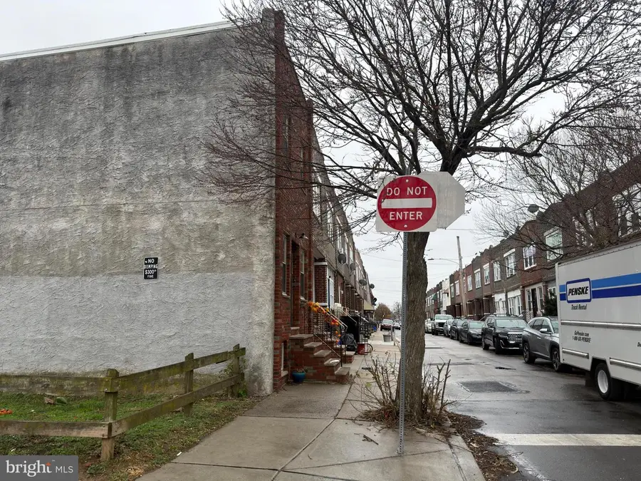 1601 S Newkirk St, Philadelphia, PA 19145 - Image #2