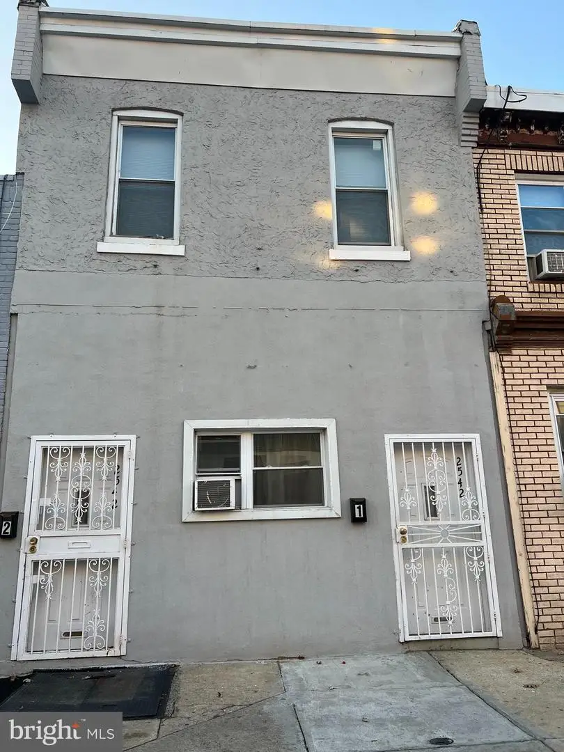 2542 N Front St, Philadelphia, PA 19133 - Image #1