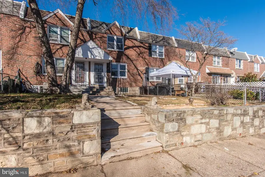 6230 Gillespie St, Philadelphia, PA 19135 - Image #2