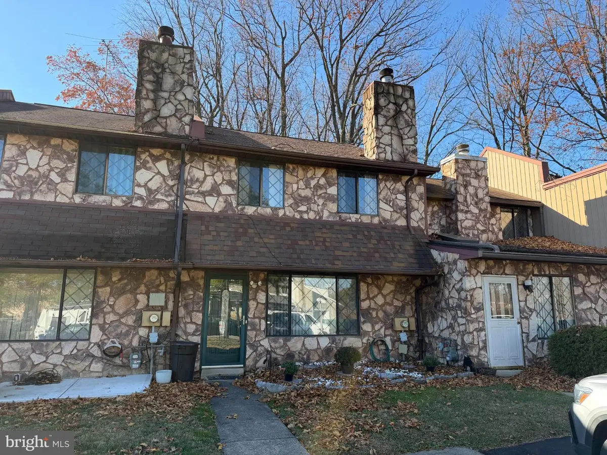 1704 Nathaniel Dr, Philadelphia, PA 19116 - Image #1