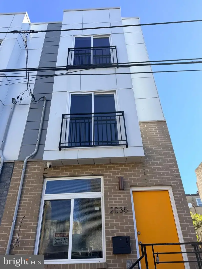 2035 N Orianna St, Philadelphia, PA 19122 - Image #1