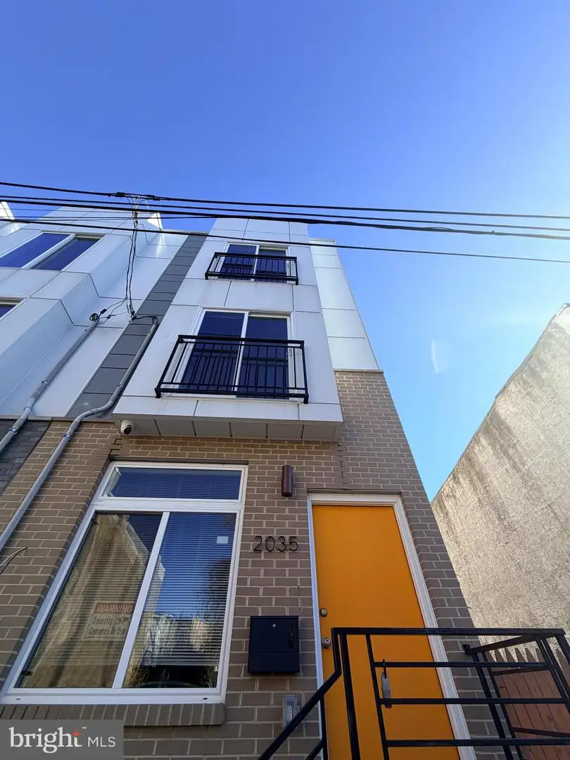 2035 N Orianna St, Philadelphia, PA 19122 - Image #2