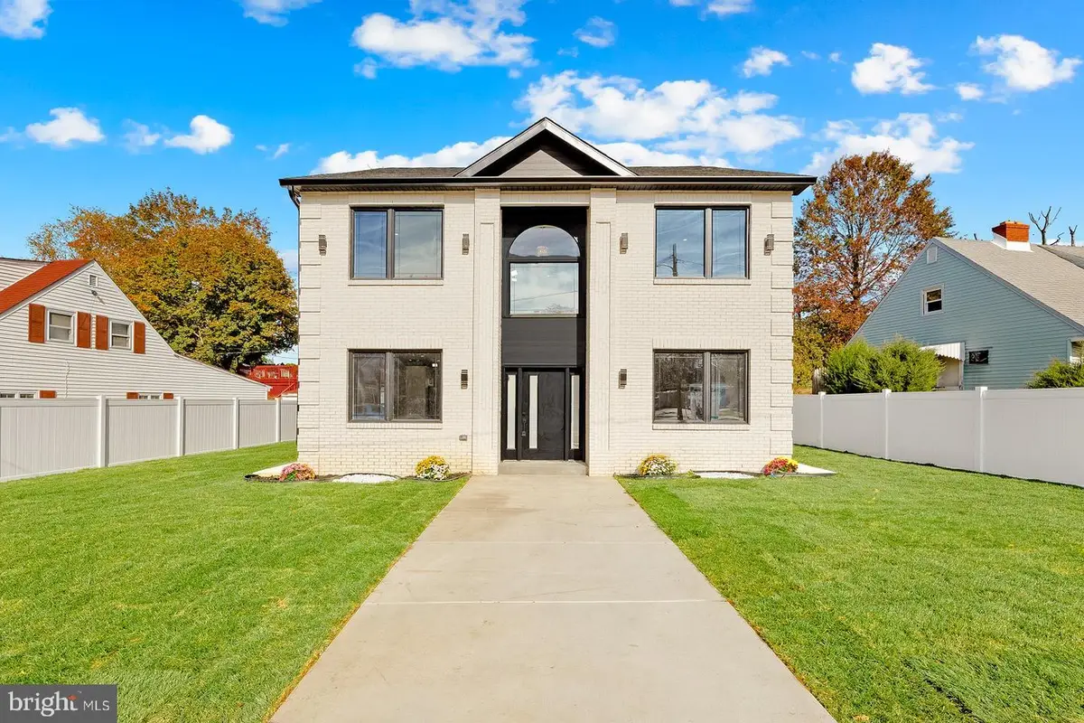 3215 Brookdale Rd, Philadelphia, PA 19114 - Image #1