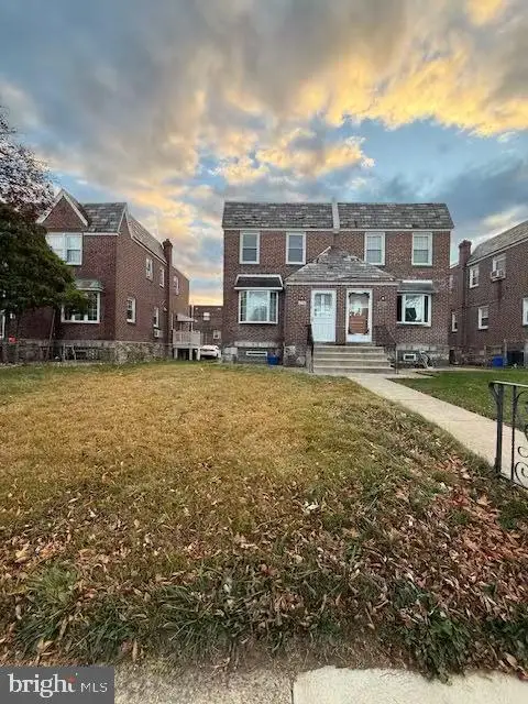 1834 Benson St, Philadelphia, PA 19152 - Image #2