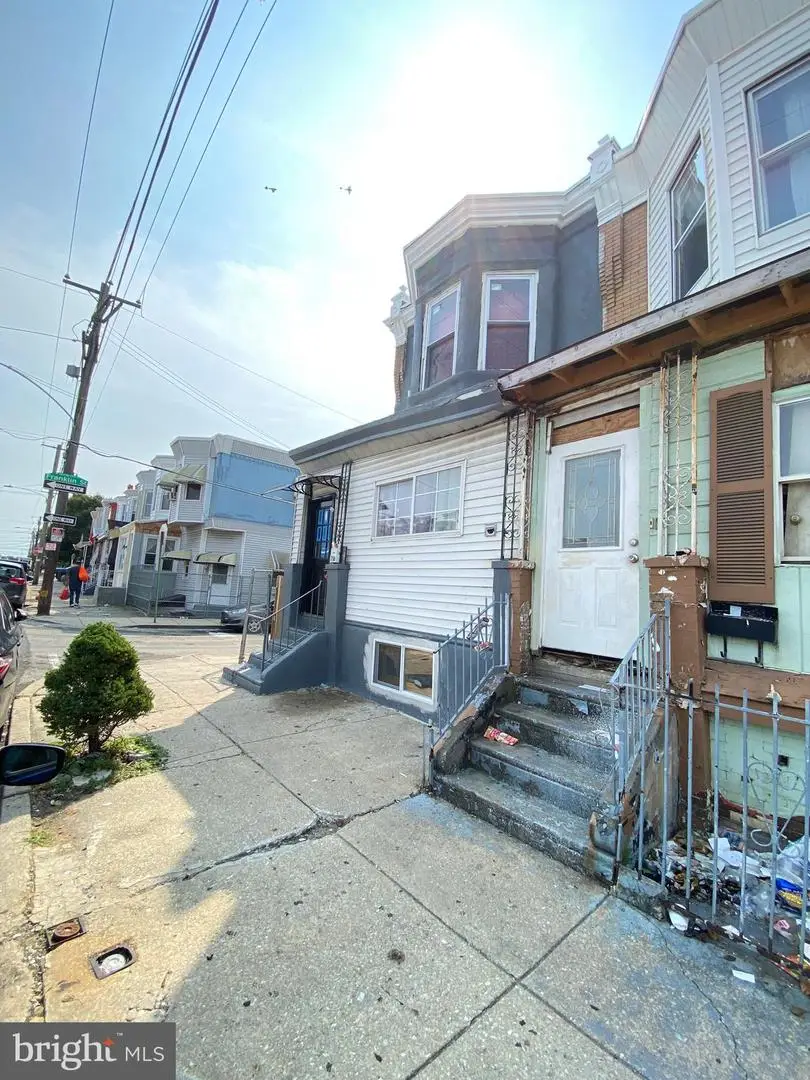 718 W Butler St, Philadelphia, PA 19140 - Image #2