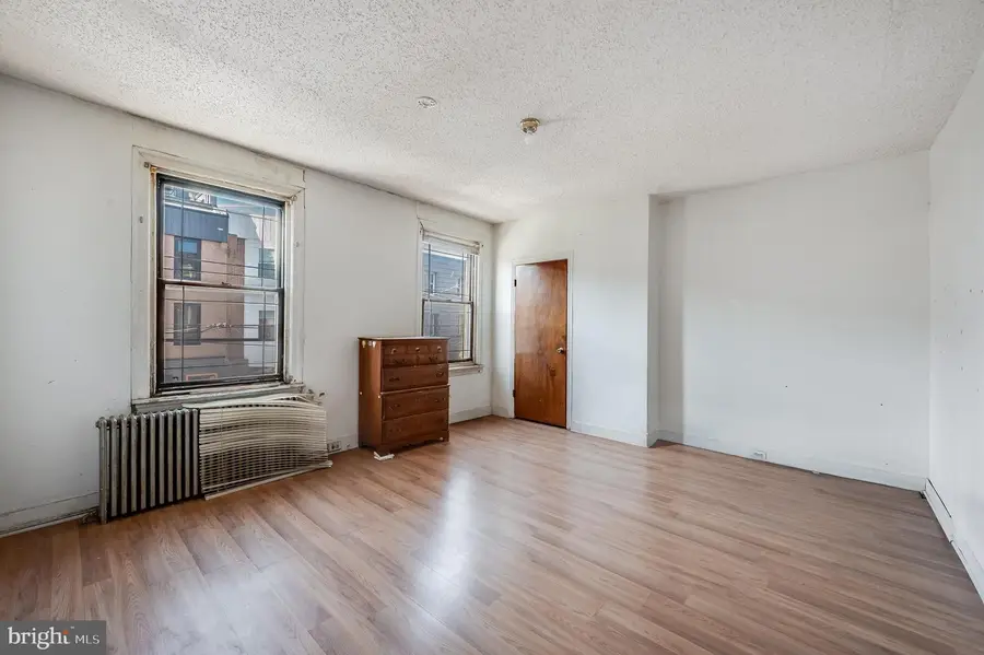 1907 S 10th St, Philadelphia, PA 19148 - Image #3