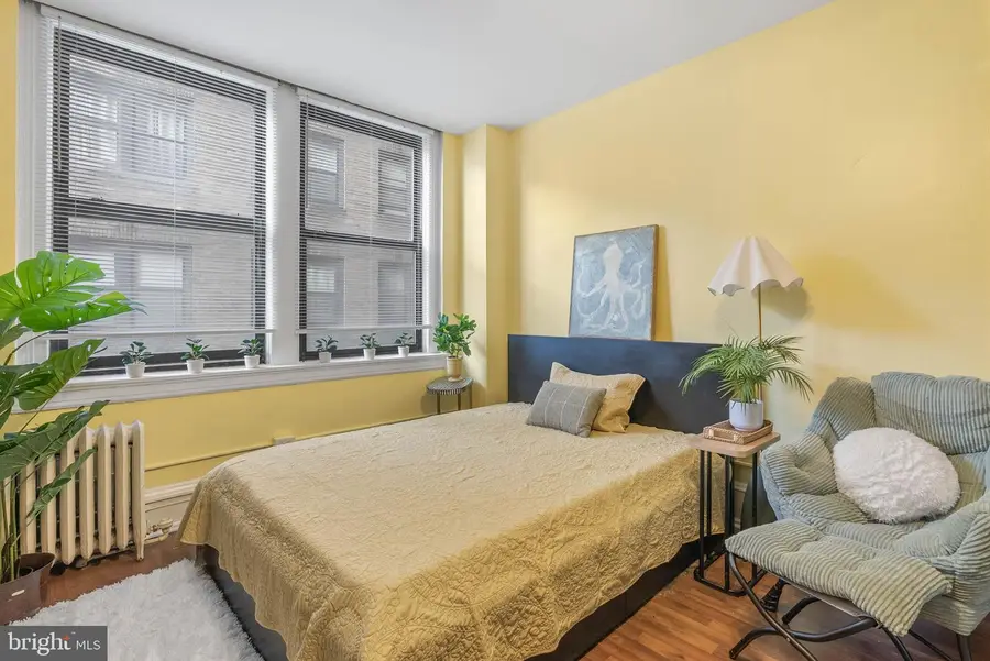 1324 Locust St #703, Philadelphia, PA 19107 - #3