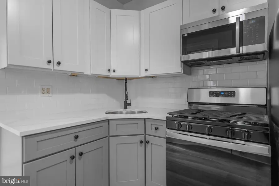 5328 Hedge St, Philadelphia, PA 19124 - Image #3