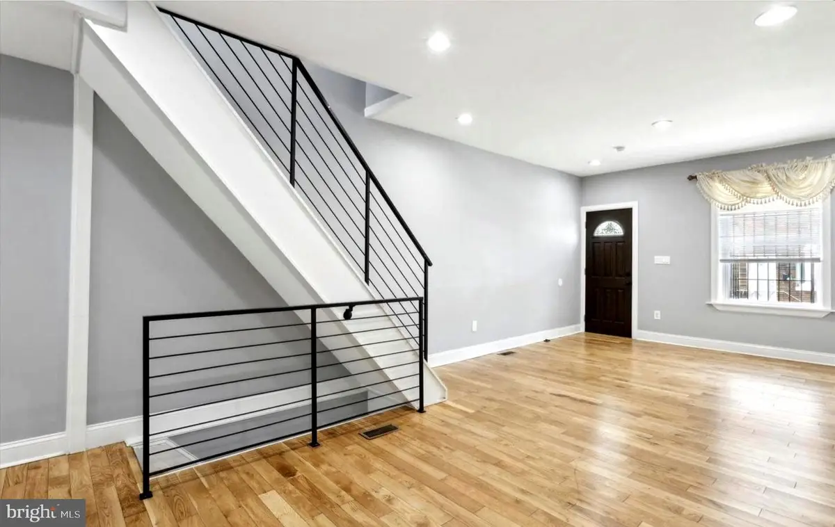 2505 S Sheridan St, Philadelphia, PA 19148 - Image #1