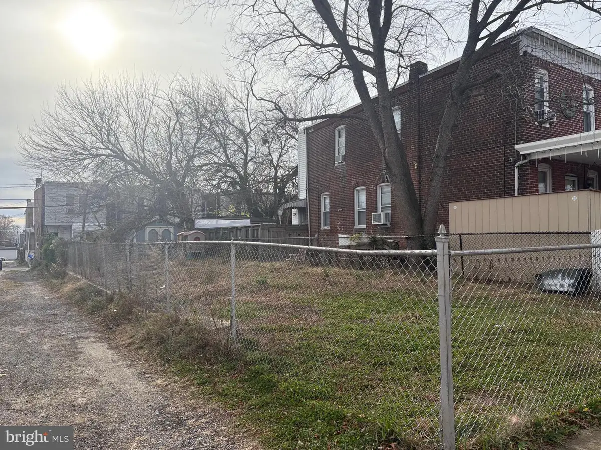 6151 Walker St, Philadelphia, PA 19135 - Image #1