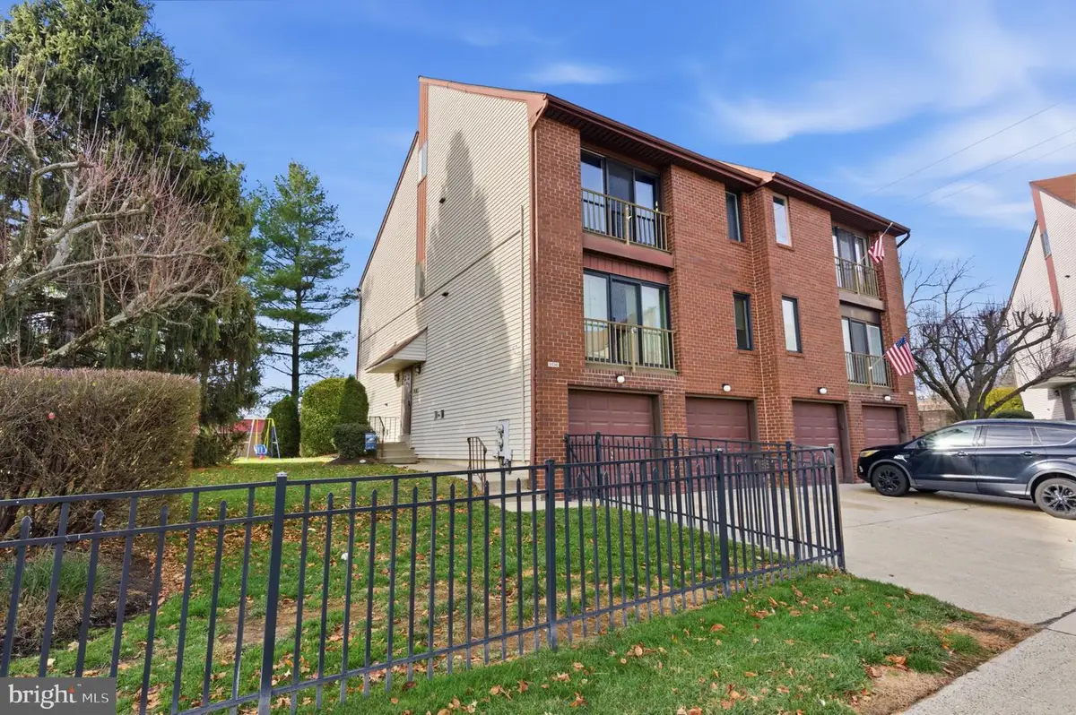 9496-00 Convent Ln #b, Philadelphia, PA 19114 - Image #1
