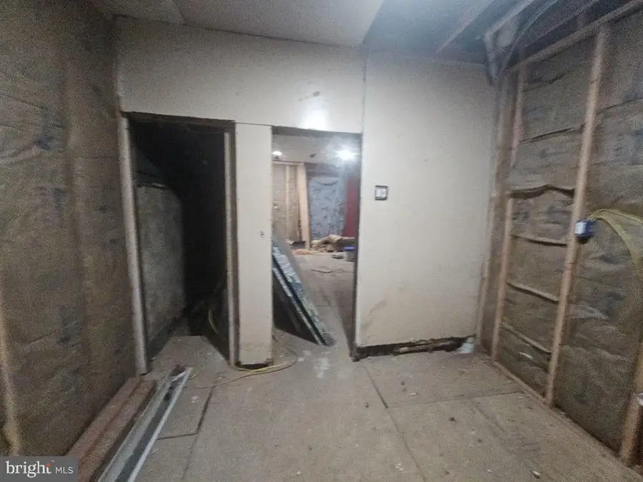 2652 W Seltzer St, Philadelphia, PA 19132 - Image #2