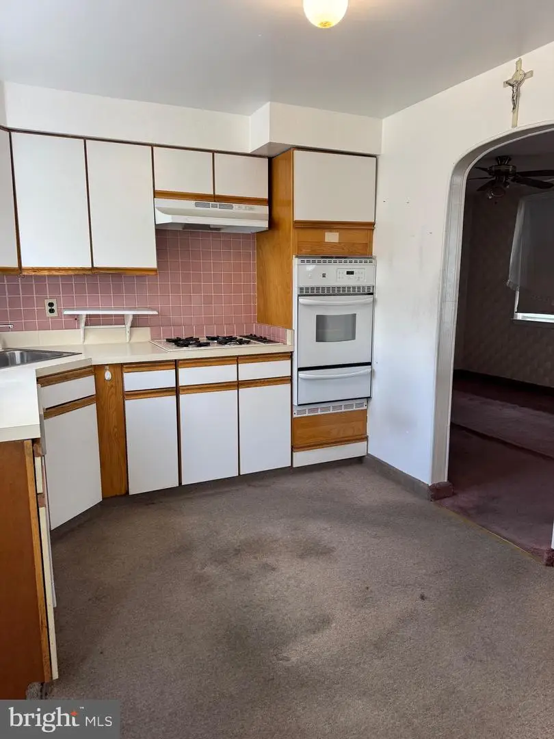 9821 Verree Rd, Philadelphia, PA 19115 - Image #2