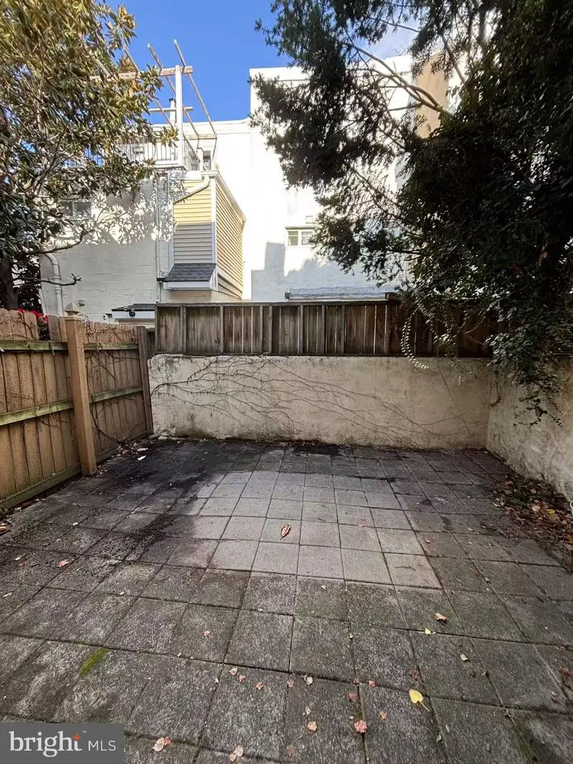 1613 Lombard St, Philadelphia, PA 19146 - Image #2