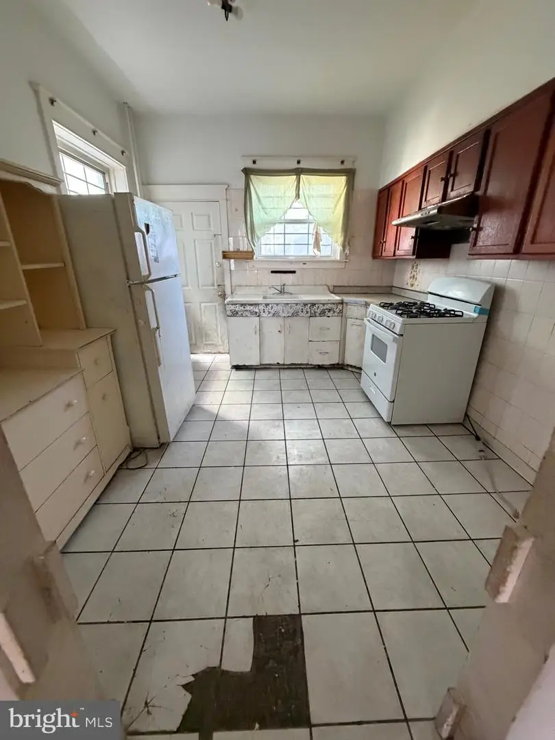 2005 S 9th St, Philadelphia, PA 19148 - Image #2